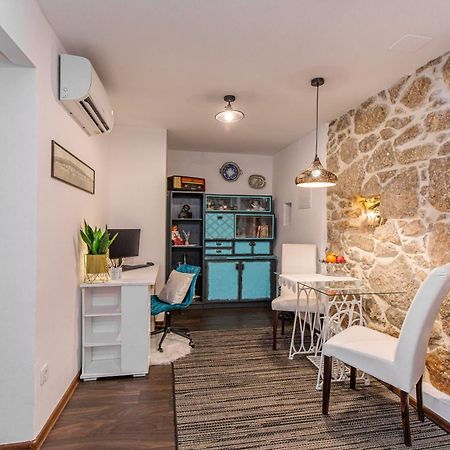 Apartments Mikulin Family Пунат Екстер'єр фото